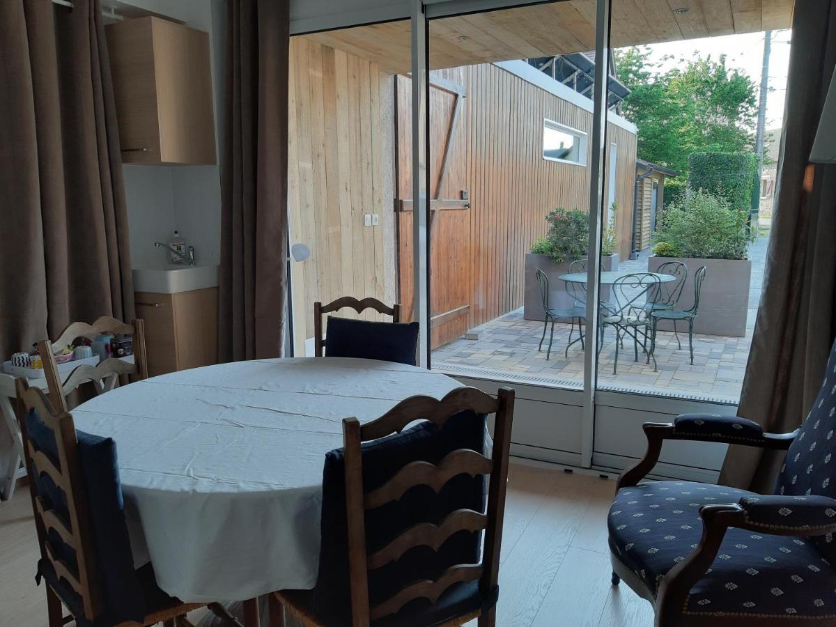 Rouvres  La Grange Des Lisieres B&B 외부 사진